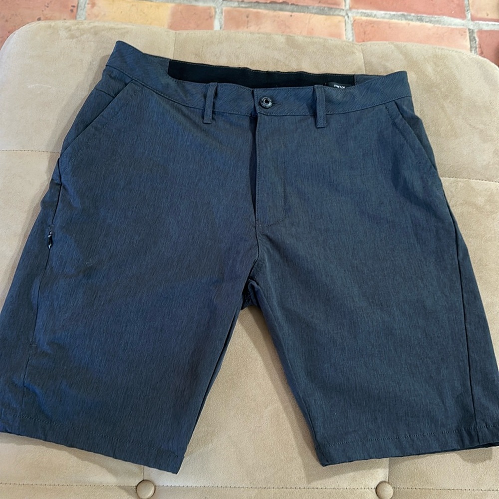 Kenneth Cole Casual Shorts Mens Size 34